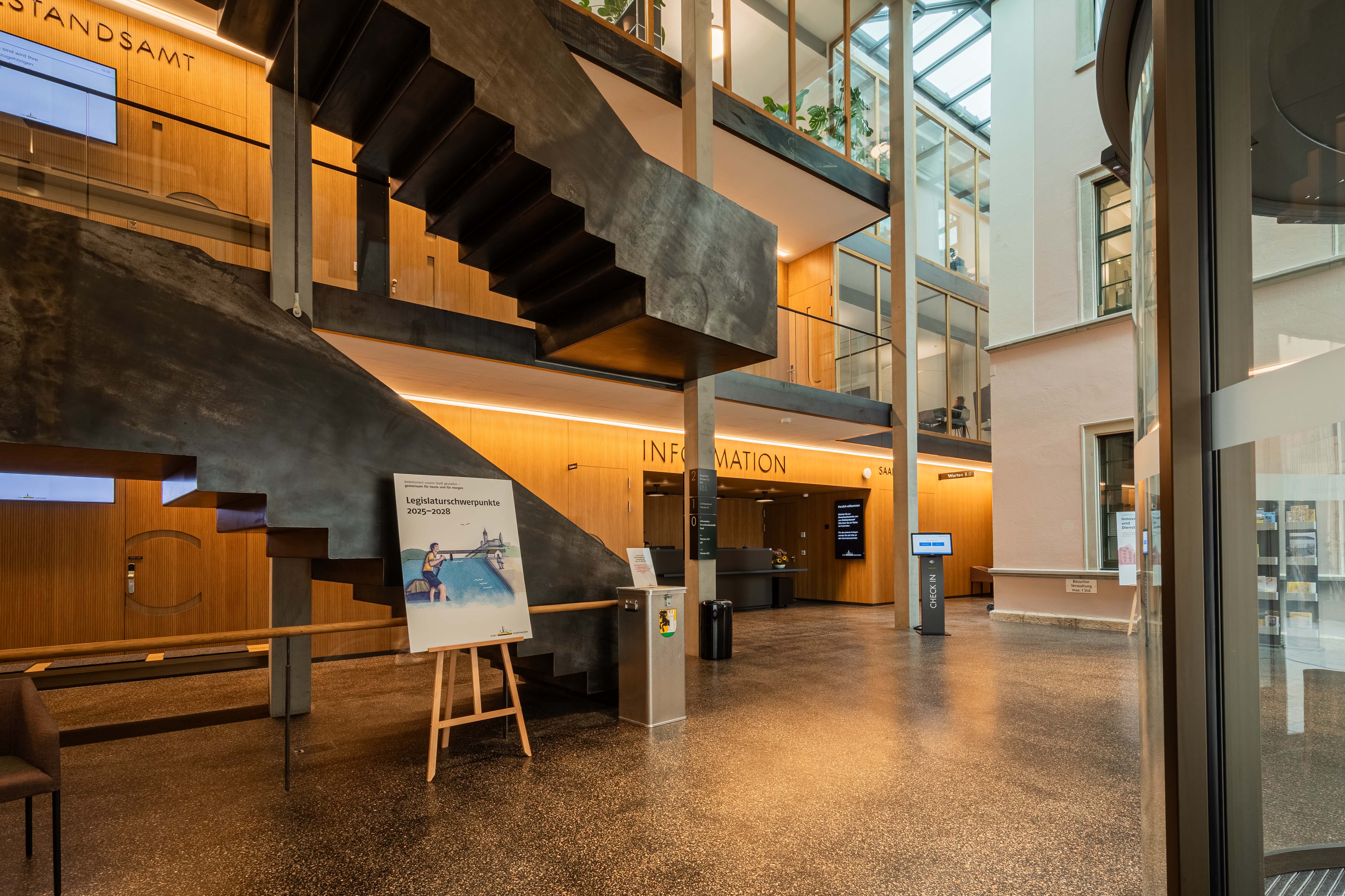 https://lichtbau.ch/wp-content/uploads/2025/06/Stadthaus_Gviert_Lichtbau_2.jpg